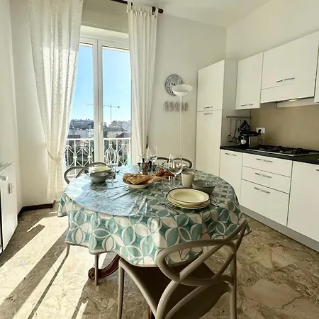 Casa Dante * Finale Ligure